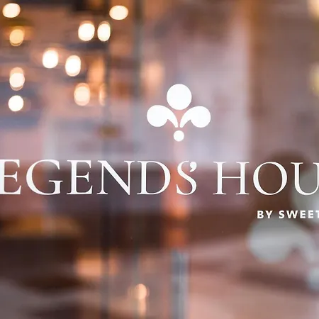 Апарт-отель Legends House By Sweet 2*